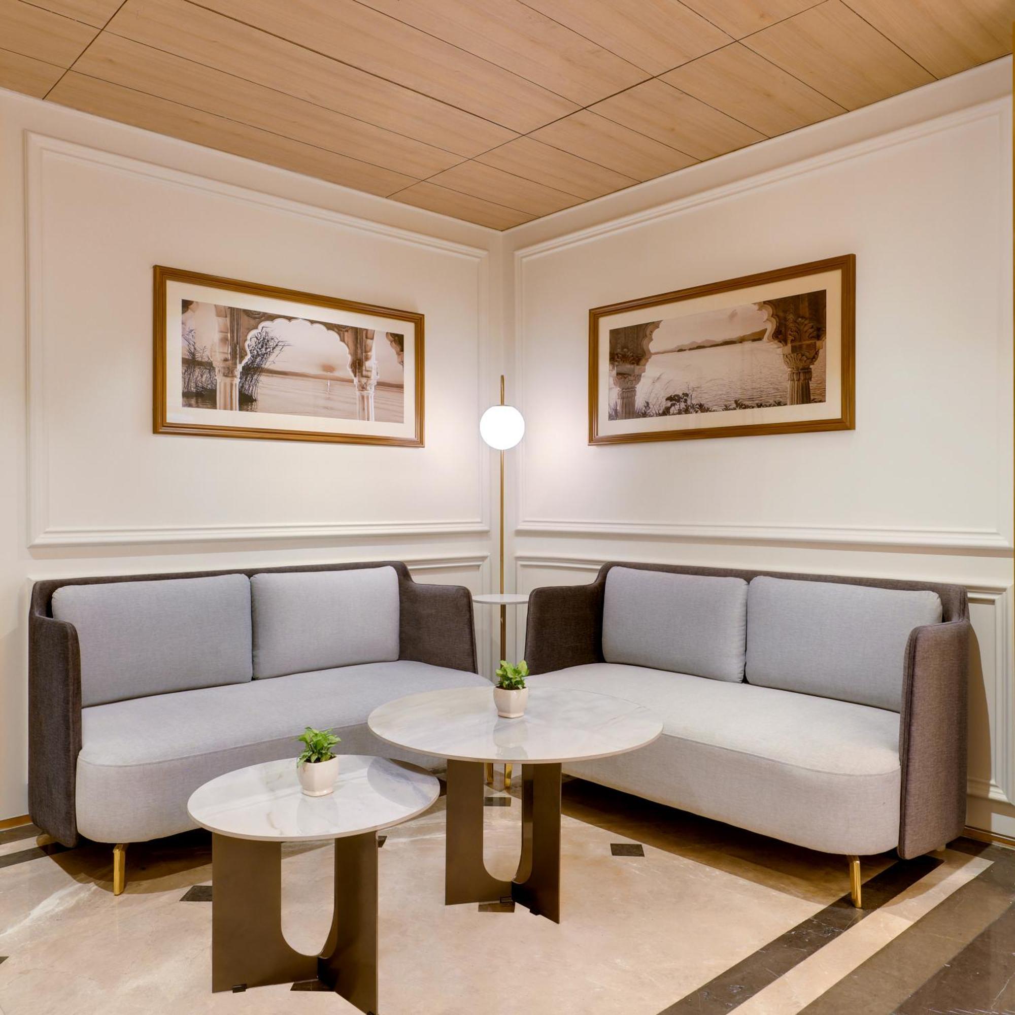Lemon Tree Hotel Bhopal Bagian luar foto