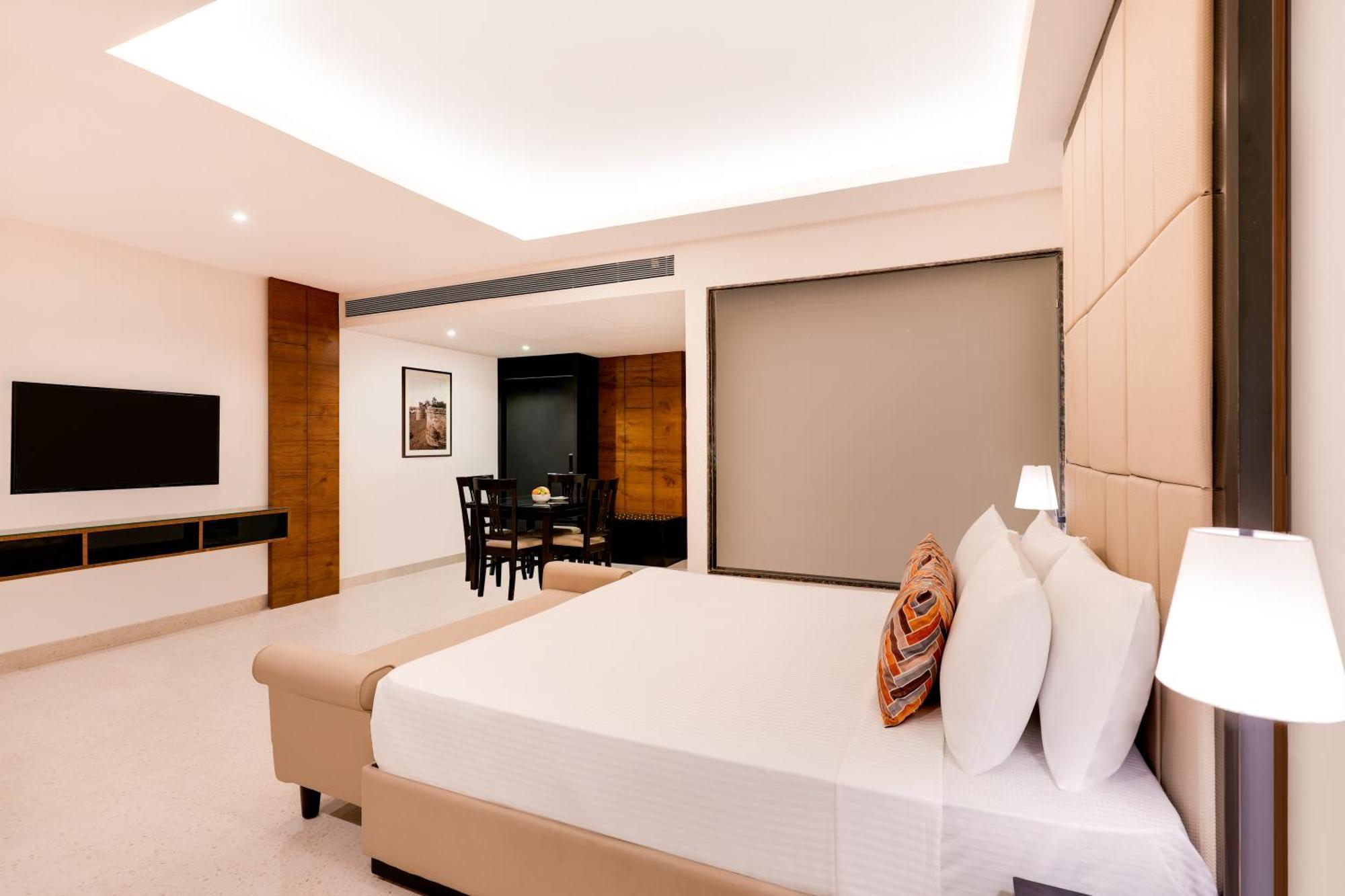 Lemon Tree Hotel Bhopal Bagian luar foto