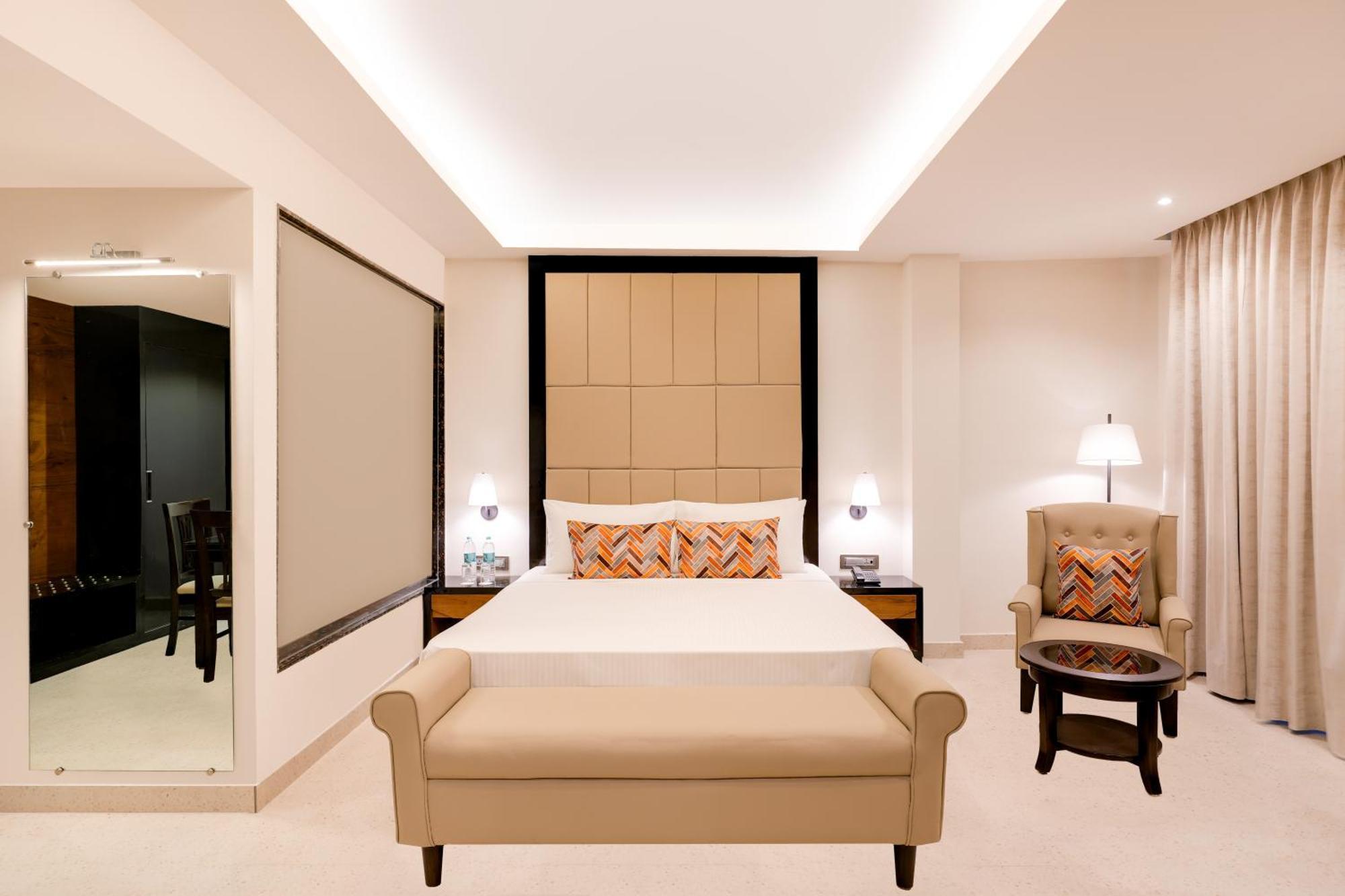Lemon Tree Hotel Bhopal Bagian luar foto