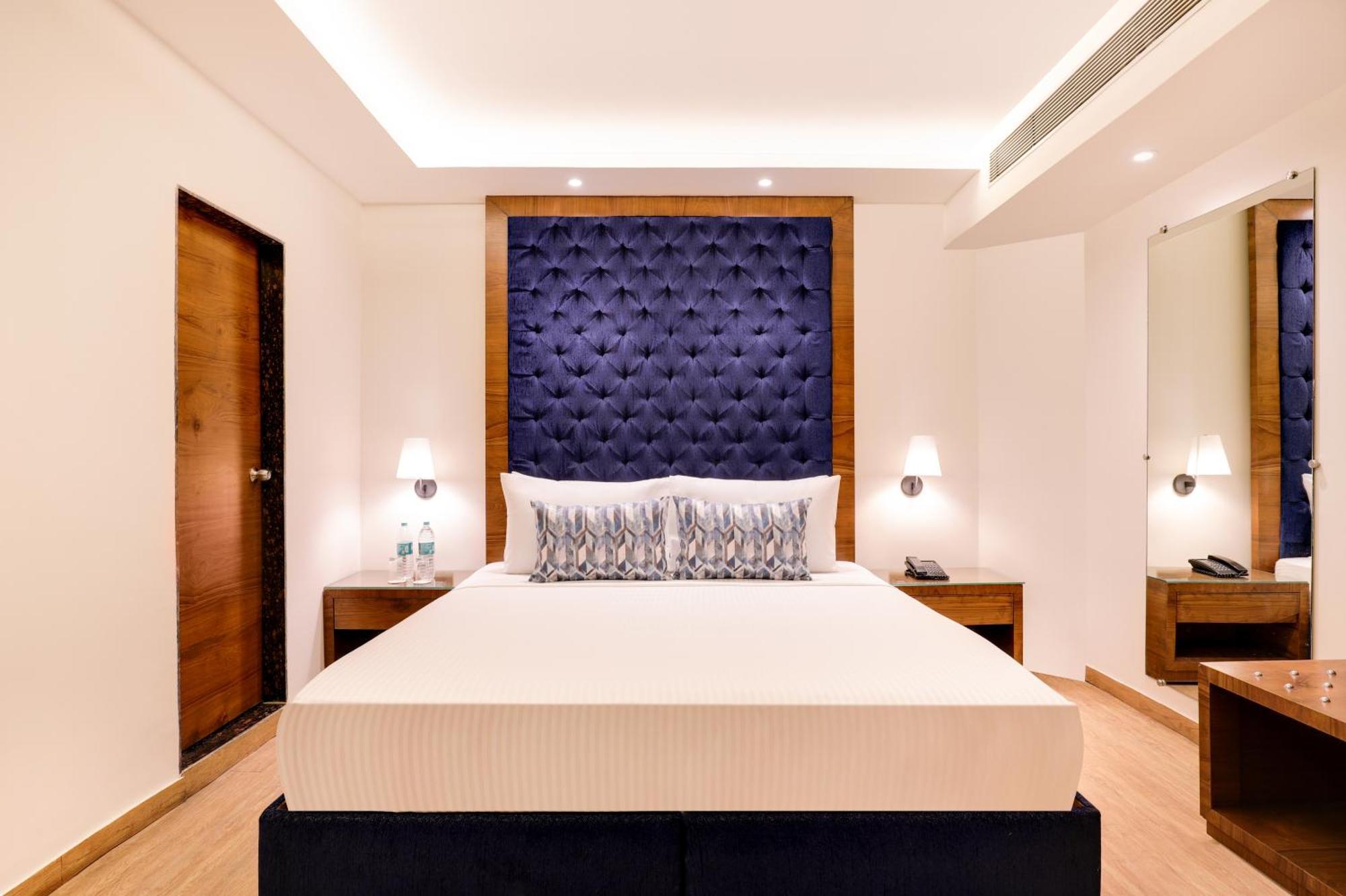 Lemon Tree Hotel Bhopal Bagian luar foto